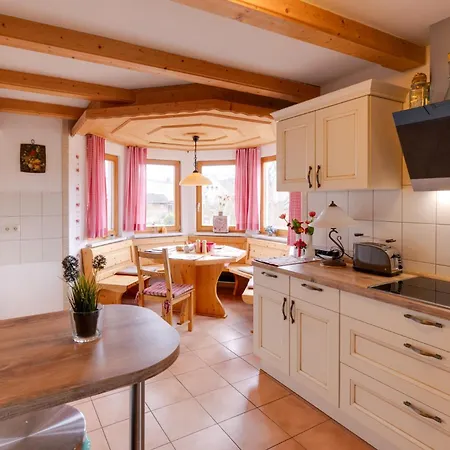 Holiday home Zur Thusstrasse Roslau